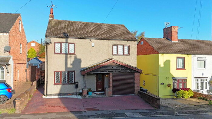 4 Bedroom Detached House For Sale In Lee Lane, Heanor, DE75