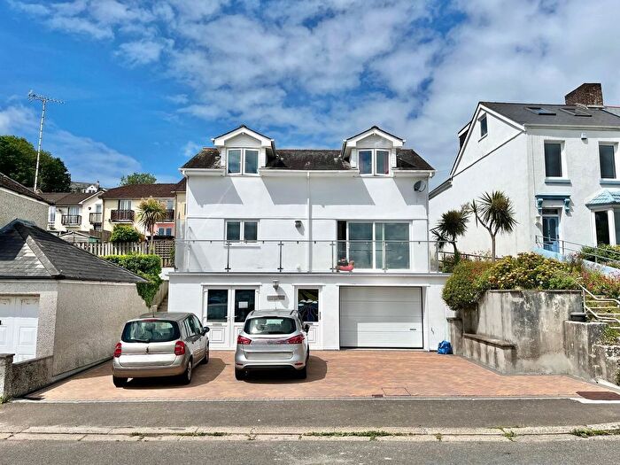 4 Bedroom Detached House For Sale In Old Ferry Road, Saltash, PL12