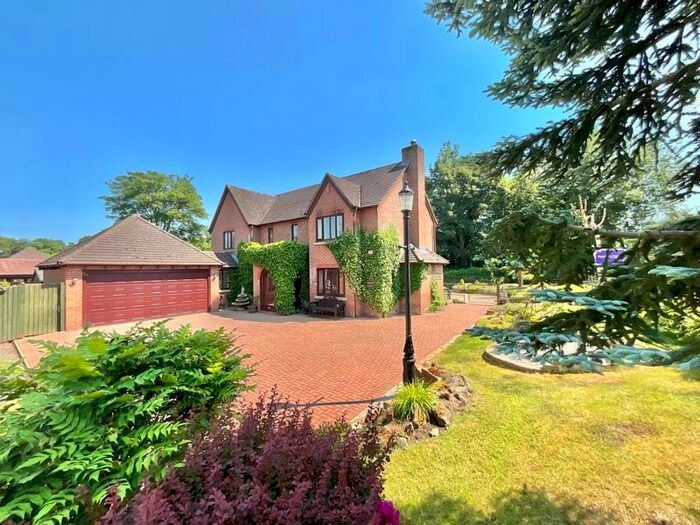 4 Bedroom Detached House For Sale In Millfield Drive, Market Drayton, TF9