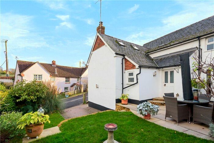 3 Bedroom Semi-Detached House For Sale In High Street, Spetisbury, Blandford Forum, DT11