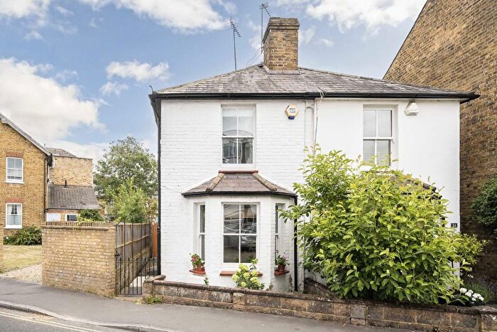 2 Bedroom Property To Rent In Green Street, Sunbury-On-Thames, TW16