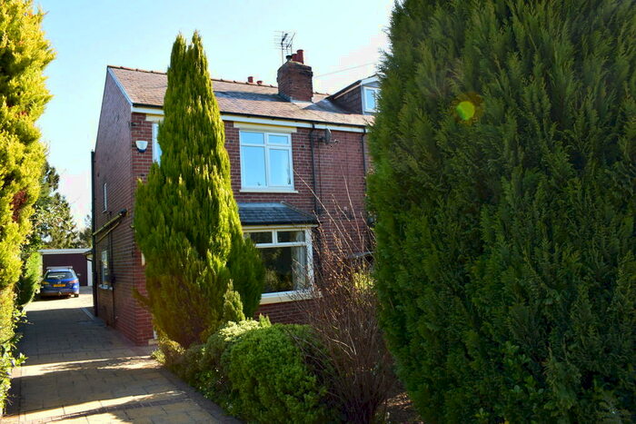 3 Bedroom Semi-Detached House To Rent In Westfield Lane, Kippax, Leeds, LS25