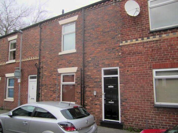 1 Bedroom Flat To Rent In Bond Street, Leigh, Greater Manchester, WN7