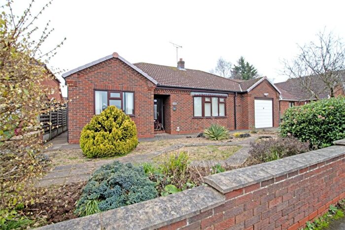 3 Bedroom Bungalow For Sale In Avenue Clamart, Scunthorpe, Lincolnshire, DN15