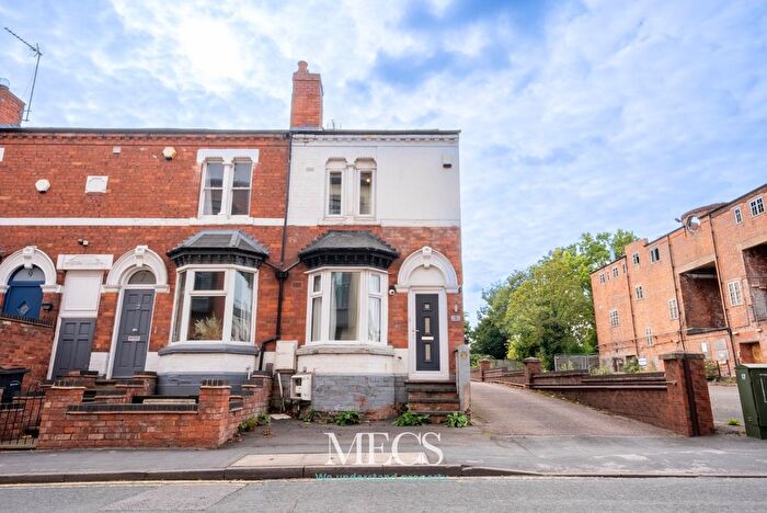 3 Bedroom Terraced House For Sale In Greenfield Road, Harborne, Birmingham, West Midlands, B17