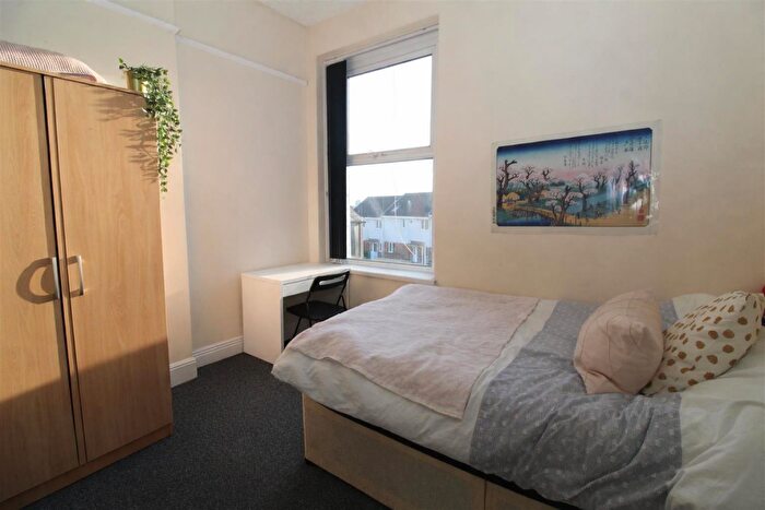 6 Bedroom House To Rent In Pen-Y-Wain, Cathays, Cardiff, CF24