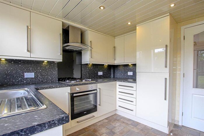 3 Bedroom Detached Bungalow To Rent In Fairfield Drive, Burnley, BB10