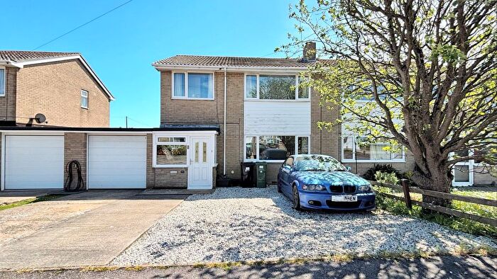 3 Bedroom Semi-detached House For Sale In Shepherds Croft, Portland, DT5