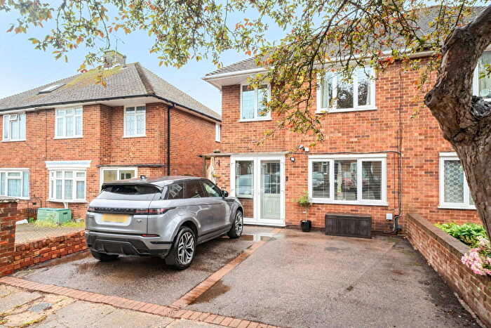 3 Bedroom Semi Detached House For Sale In Over, Sq Ft Of Family Living Space, Walking Distance To Everything, ME8