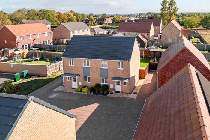3 Bedroom Semi-Detached House For Sale In Meridian Close, Bluntisham, Huntingdon, Cambridgeshire, PE28