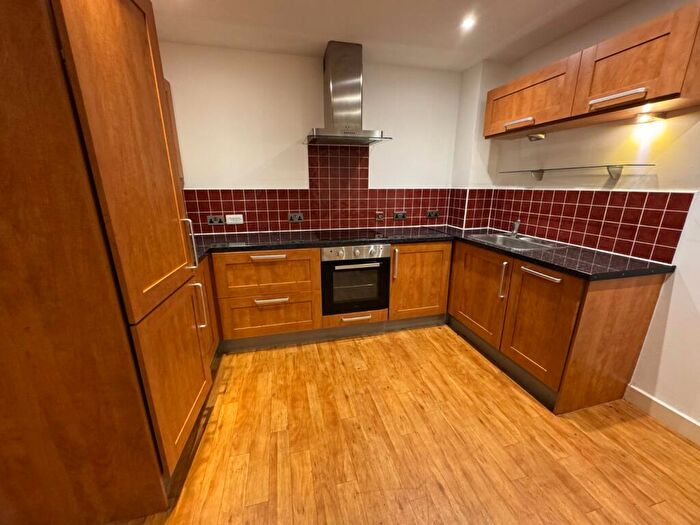 2 Bedroom Flat To Rent In North Sherwood Street, Nottingham, Nottinghamshire, NG1