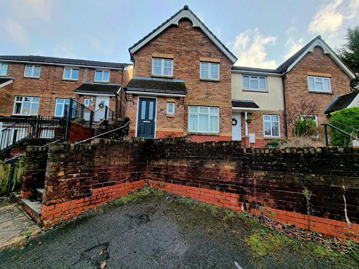 3 Bedroom End Terrace House For Sale In Meadow Walk, Brackla, CF31