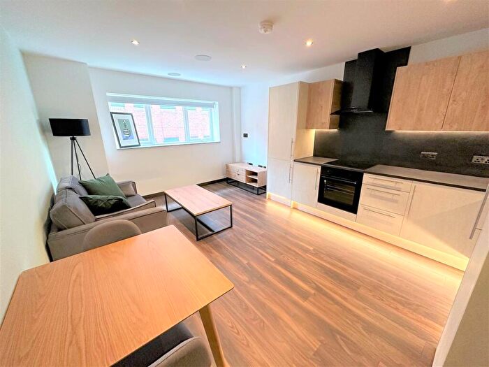 Apartment To Rent In Cooper House, Hull, HU1