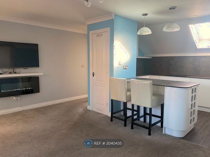 2 Bedroom Detached House To Rent In Bevington Way, St. Neots, PE19