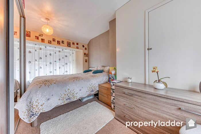 3 Bedroom End Of Terrace House For Sale In Cavell Road, Norwich, NR1