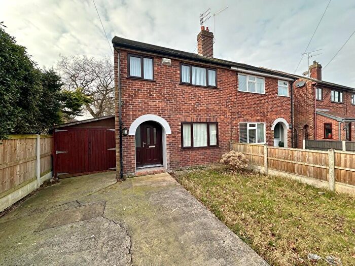 3 Bedroom Semi-Detached House For Sale In Woodland Road, Ellesmere Port, Cheshire, CH65