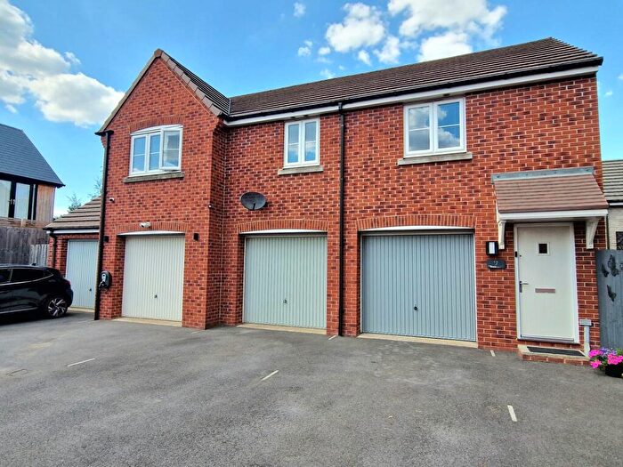 2 Bedroom House For Sale In South View, Purton, Swindon, SN5
