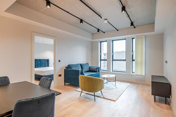 2 Bedroom Flat To Rent In Setl, Ludgate Hill, Birmingham, B3