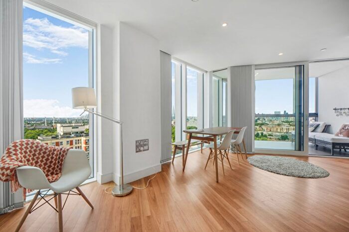 1 Bedroom Flat To Rent In Surrey Quays Road, London, SE16