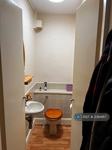 1 Bedroom Flat To Rent In Hendon Lane, London, N3