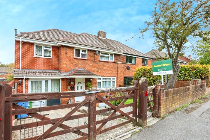 5 Bedroom Semi Detached House For Sale In Bedford Road South, Poole, Dorset, BH12