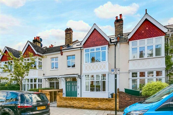 2 Bedroom Flat To Rent In Stile Hall Gardens, Chiswick, W4