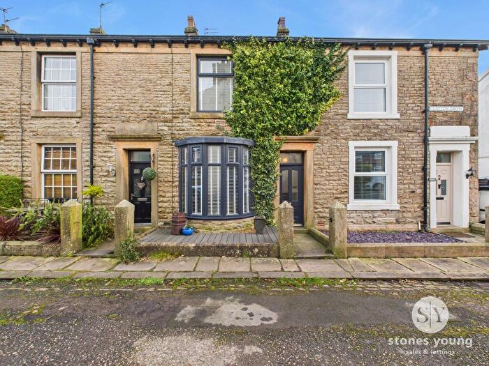 2 Bedroom Terraced House For Sale In Clayton Grove, Clayton Le Dale, BB1