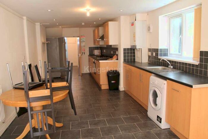 6 Bedroom Terraced House To Rent In Wyeverne Road, Cathays, Cardiff, CF24