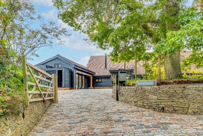 4 Bedroom Detached House For Sale In Priory Lane, Frensham, Surrey, GU10