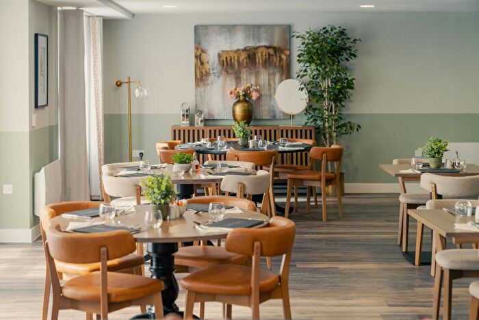 1 Bedroom Flat To Rent In Bilton Road, Rugby, CV22