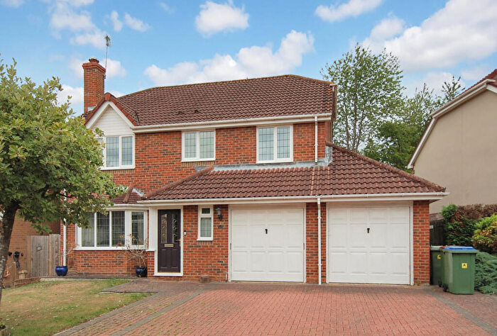 4 Bedroom Detached House For Sale In Keats Close, North Horsham, RH12