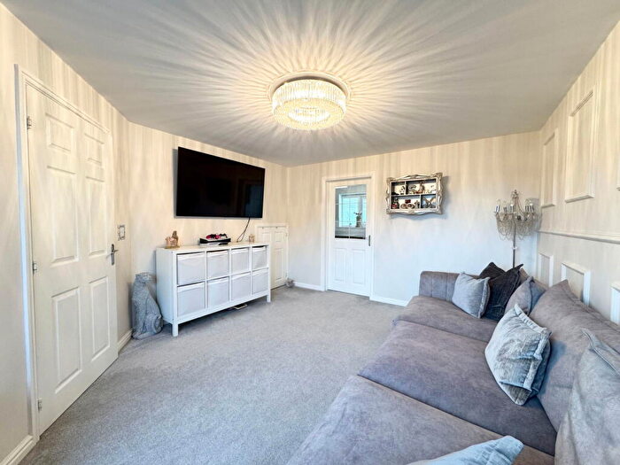 3 Bedroom Semi Detached House For Sale In Cubley Wood Way, Penistone, Sheffield, S36