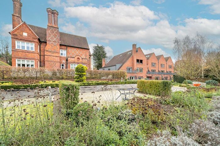 2 Bedroom Apartment For Sale In Ridgeway Place, Wendover, HP22