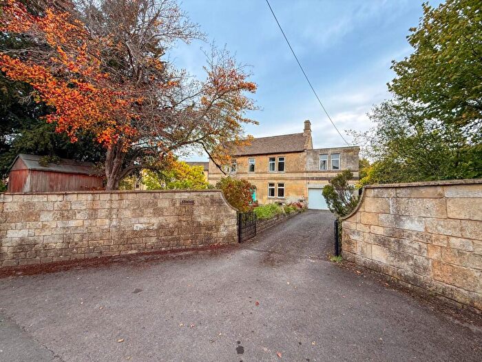 5 Bedroom Detached House For Sale In Stonetiles, Bulls Lane, Box, SN13