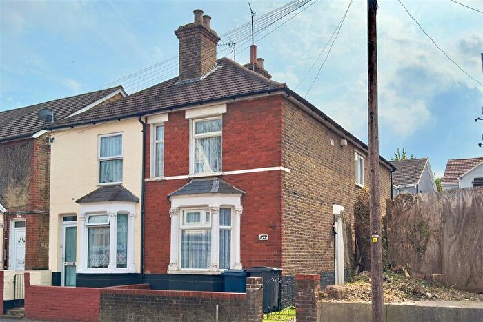 3 Bedroom Property To Rent In Green Street, High Wycombe, HP11
