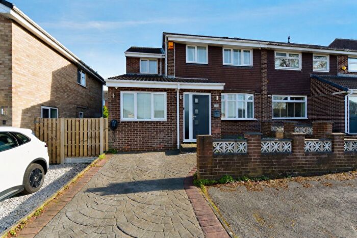 4 Bedroom Semi Detached House For Sale In Acacia Crescent, Killamarsh, Sheffield, S21