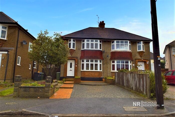 3 Bedroom Semi-Detached House To Rent In Meadow Way, Chessington, Surrey., KT9