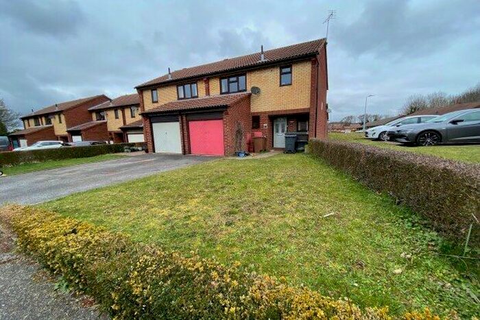 3 Bedroom Property To Rent In St. Albans Drive, Stevenage, SG1