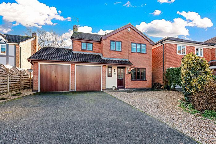 4 Bedroom Detached House For Sale In Swallows Close, Leicester Forest East, LE3