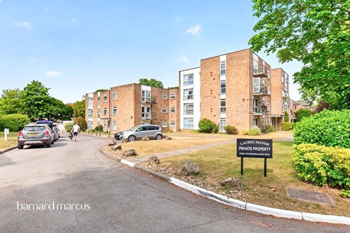 2 Bedroom Flat For Sale In Devonshire Road, Sutton, SM2