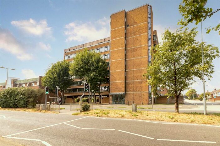 Studio To Rent In Strand Parade, Goring-By-Sea, Worthing, BN12