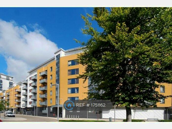 2 Bedroom Flat To Rent In Tarves Way, London, SE10