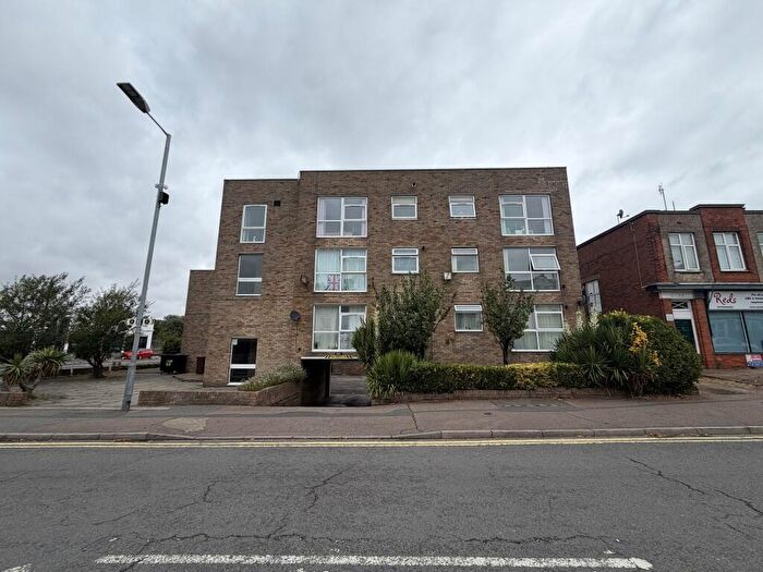 2 Bedroom Flat For Sale In Flat, Russell Court, Beach Station Road, Felixstowe, Suffolk, IP11