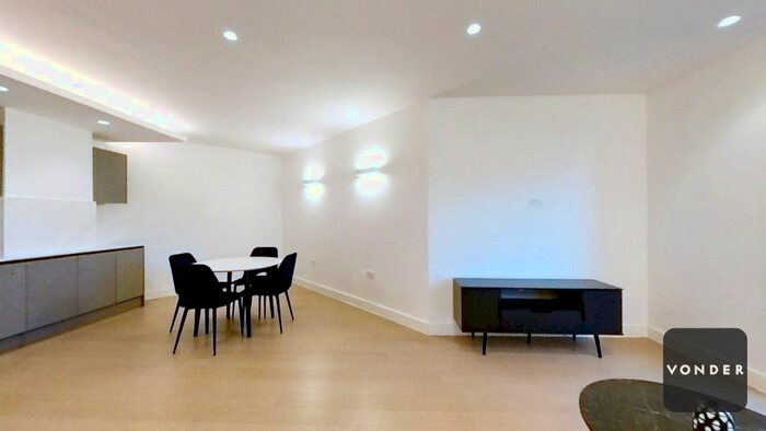 3 Bedroom Flat To Rent In New Horizons Court, Brentford, TW8