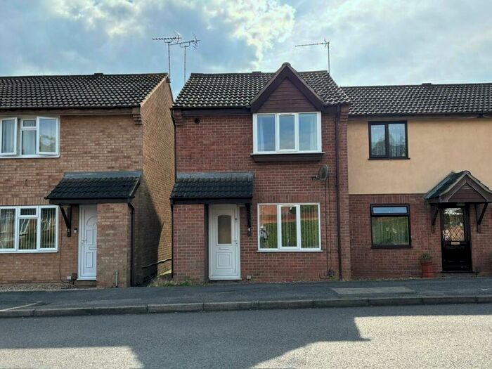 2 Bedroom End Of Terrace House To Rent In Sawyers Close, Newark, NG24