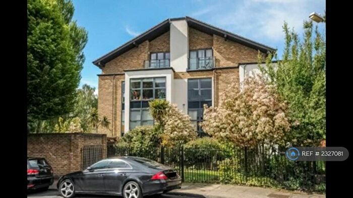 2 Bedroom Flat To Rent In Meadowcourt Road, London, SE3