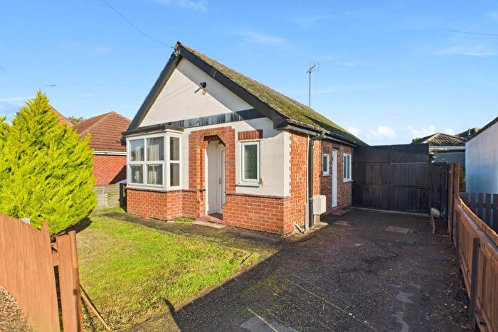 1 Bedroom Bungalow To Rent In Clay Lake, Spalding, Lincolnshire, PE11