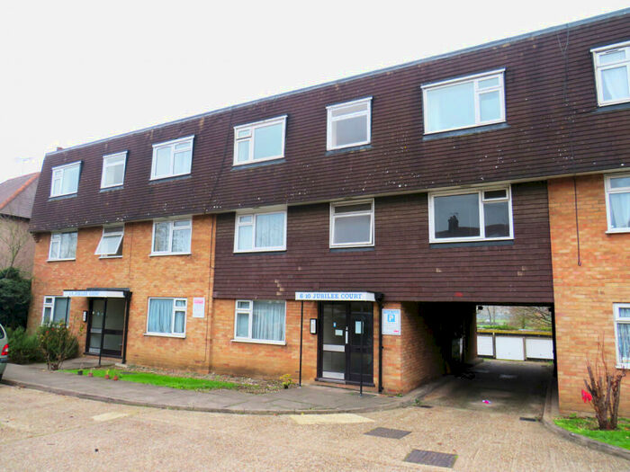 1 Bedroom Flat To Rent In Jubilee Court, Preston Road, Harrow, Middlesex, HA3