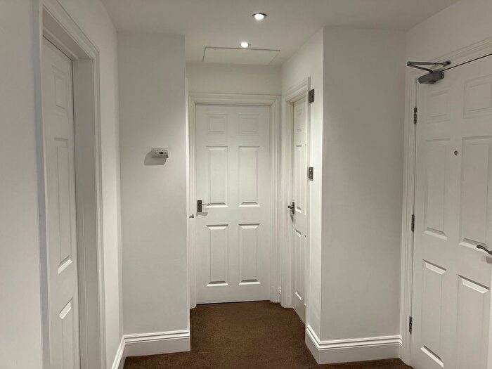 2 Bedroom Flat To Rent In Victoria Avenue, Harrogate, HG1