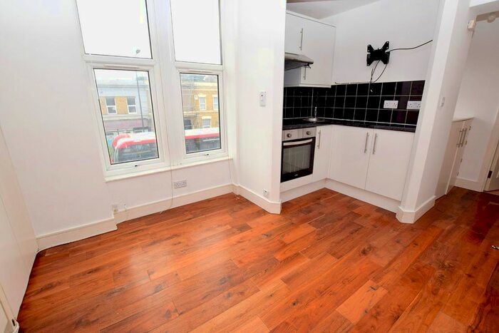 Studio To Rent In Leytonstone Road, Stratford, E15